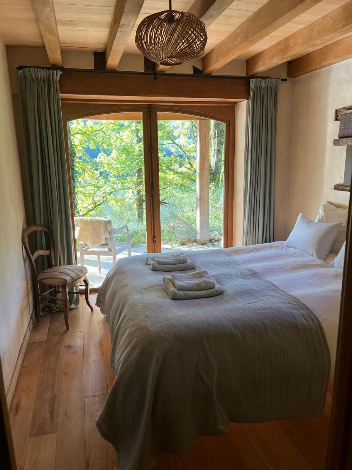Lake House I // Alauzet Ecolodge + Nature Spa Castelnau-de-Mandailles Экстерьер фото